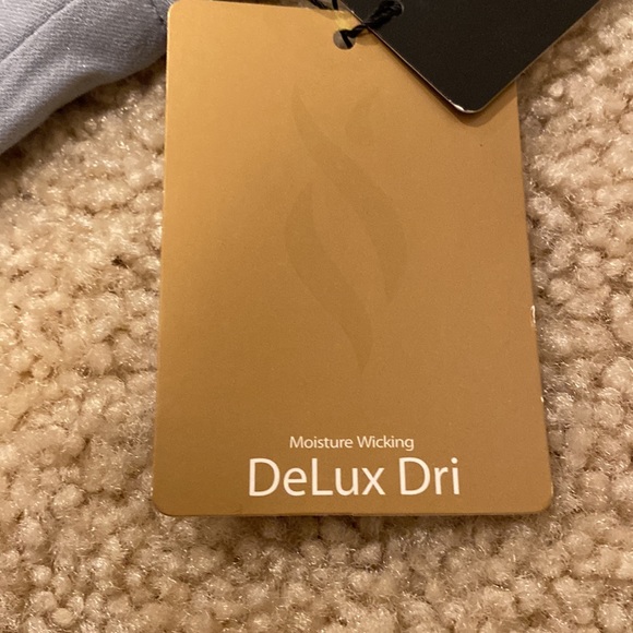 Nancy Lopez NWT golf skort in gray - Women’s size 22. - Picture 9 of 14